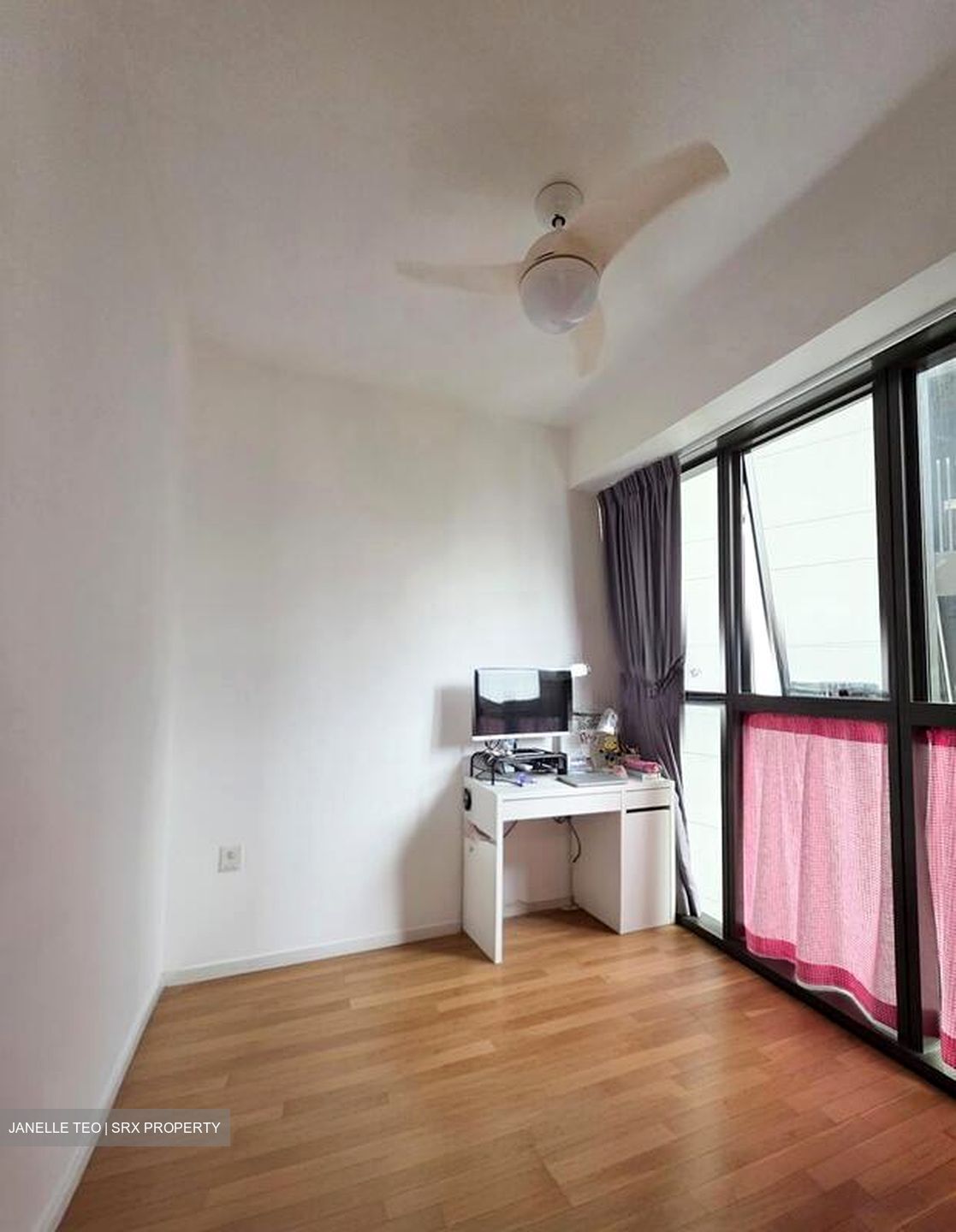 Commonwealth Towers (D3), Condominium #519806071